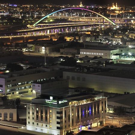 Holiday Inn Express Dubai Safa Park, An Ihg Hotel Esterno foto